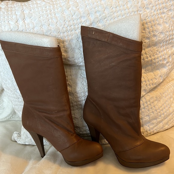 BCBGENERATION YASELLE WARM TAUPE GLAZED OIL NAPPA WOMEN'S 8.5 BRAND NEW!!! - Picture 3 of 11